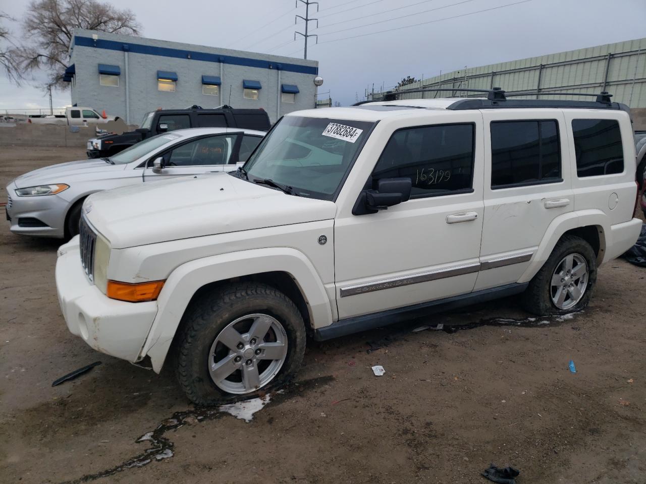 1J8HG48PX7C676335 2007 Jeep Commander