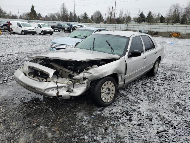 2005 Ford Crown Victoria 