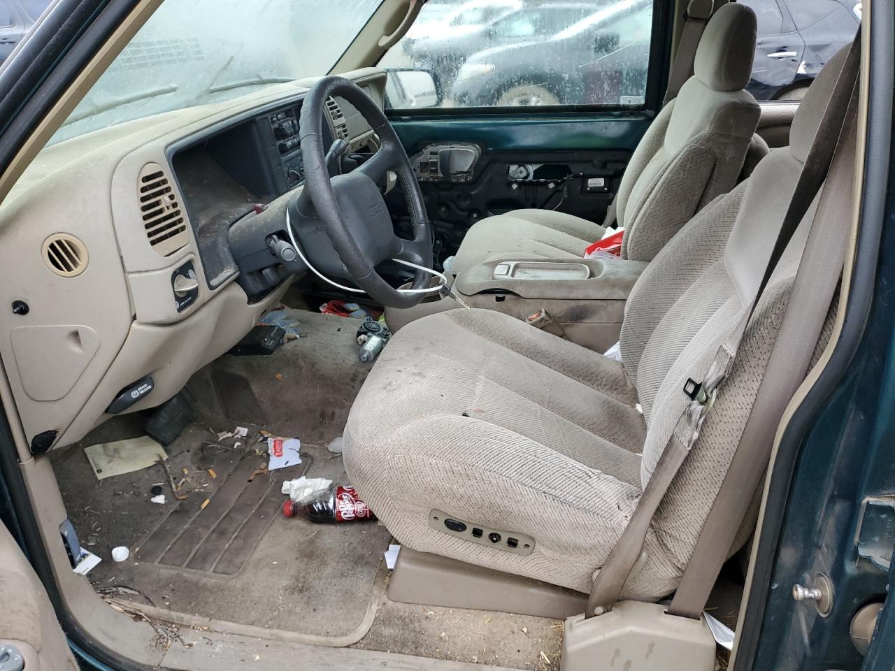 1GKEC16R0XJ794712 1999 GMC Suburban C1500