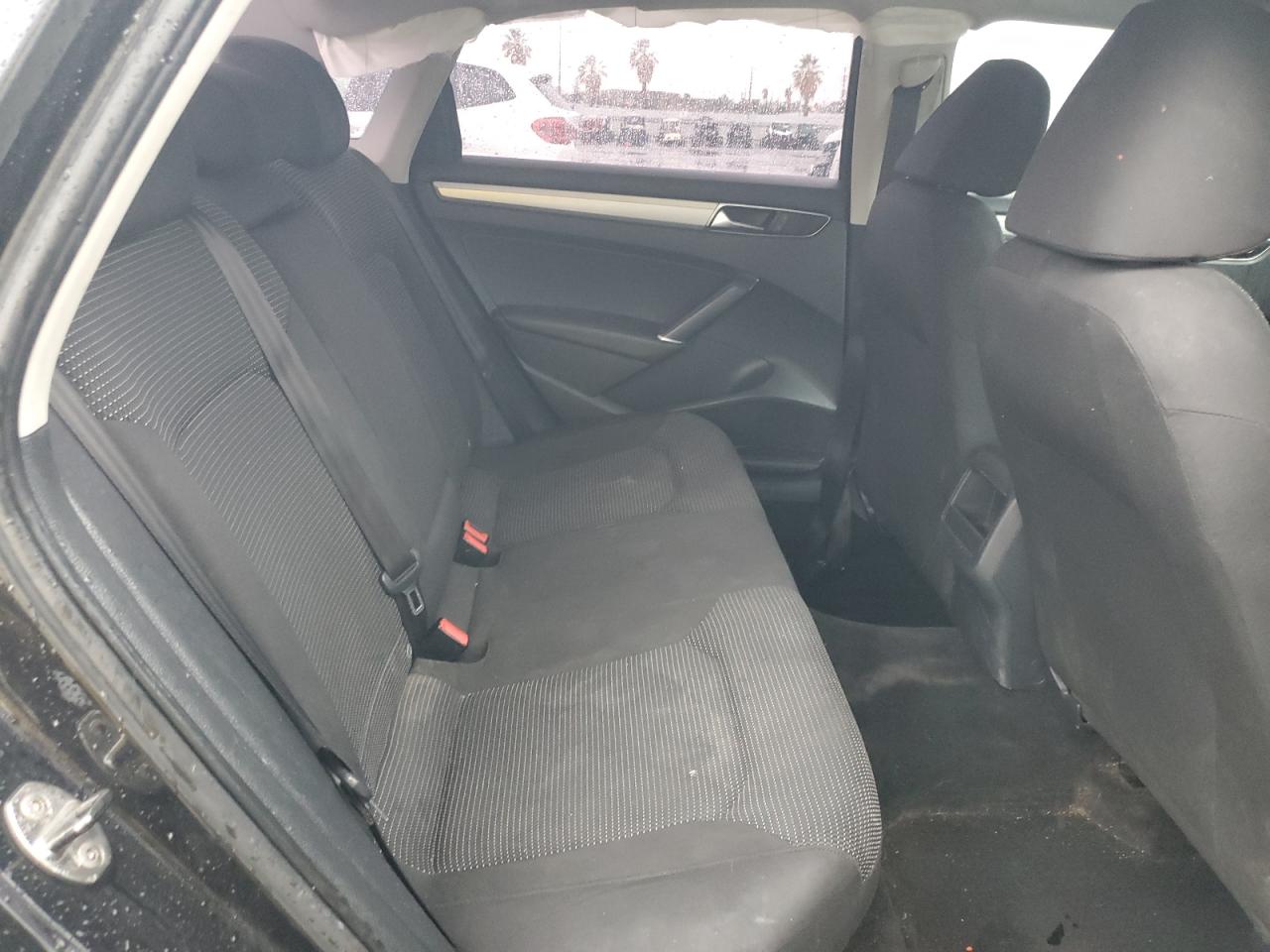 1vwat7a36hc065858 1VWAT7A36HC065858 2017 Volkswagen Passat S