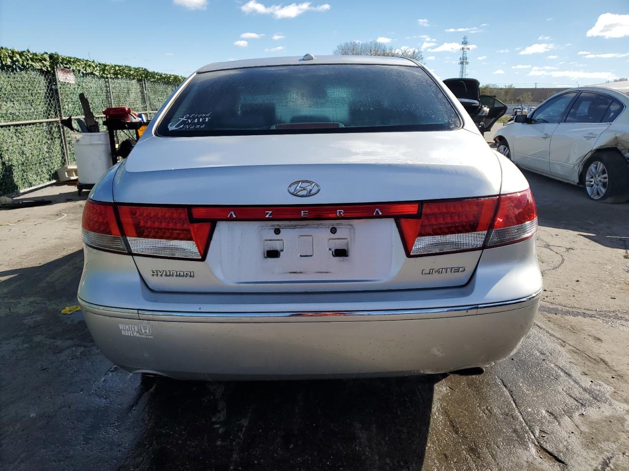 KMHFC46F88A333357 2008 Hyundai Azera Se