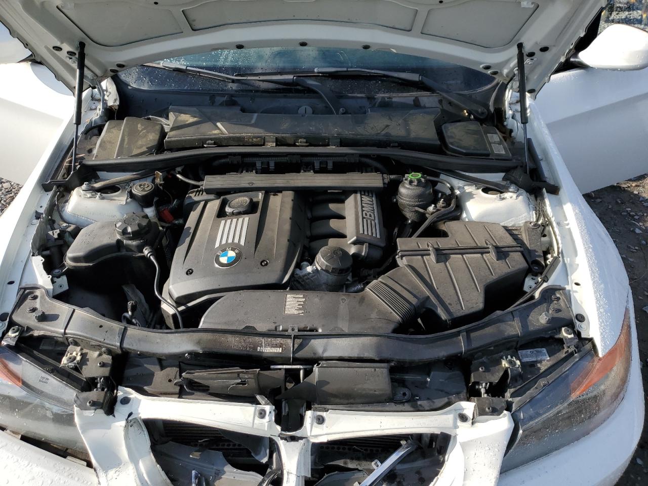 WBAPH7C51BE683336 2011 BMW 328 I