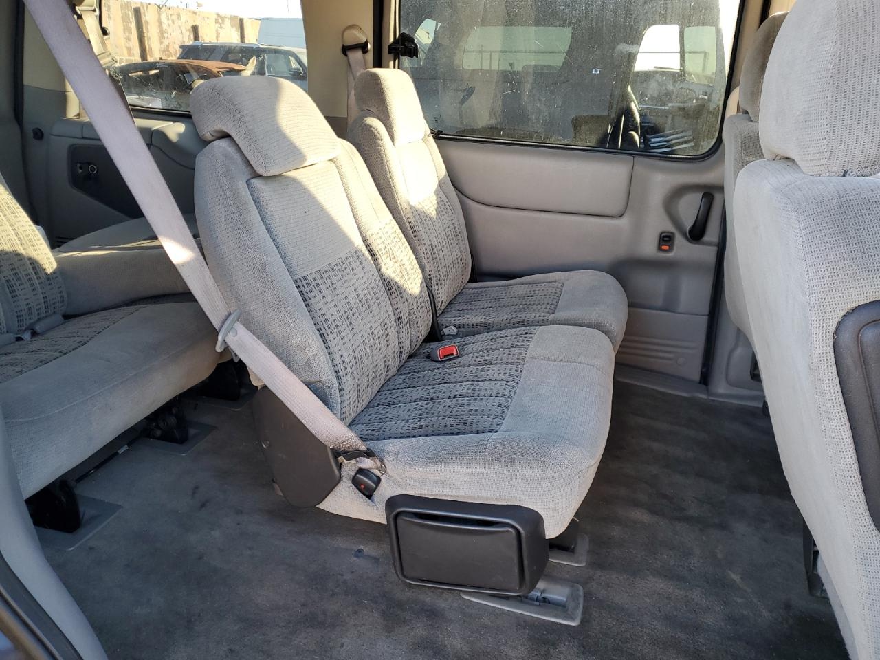 1GNDV23E05D146752 2005 Chevrolet Venture Ls