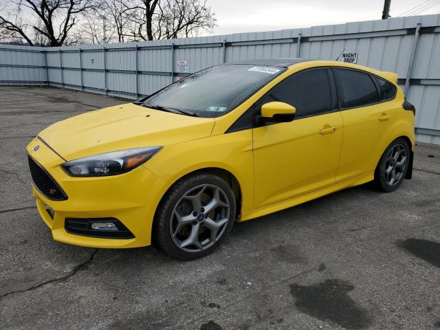 Lot #2526486890 2017 FORD FOCUS ST salvage car
