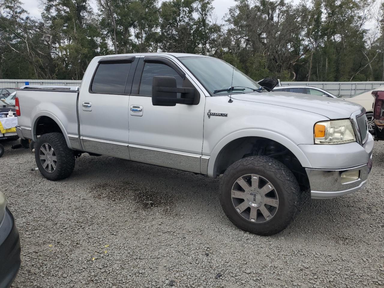 5LTPW18526FJ02745 2006 Lincoln Mark Lt