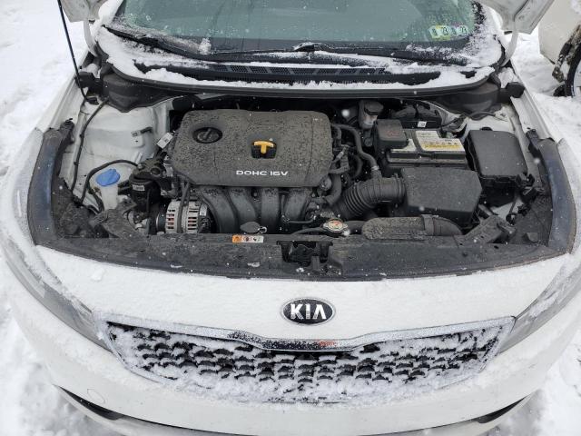 3KPFK4A70JE272564 | 2018 KIA FORTE LX