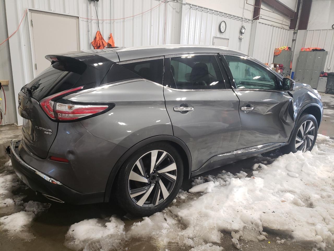 2017 Nissan Murano S vin: 5N1AZ2MH6HN174395