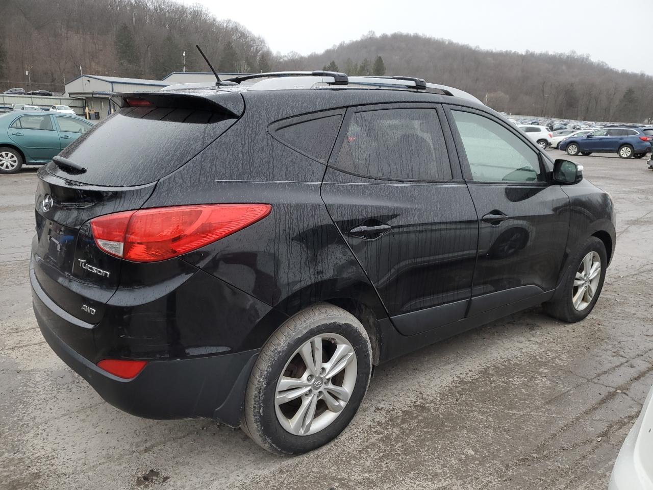 KM8JUCAC2DU676981 2013 Hyundai Tucson Gls