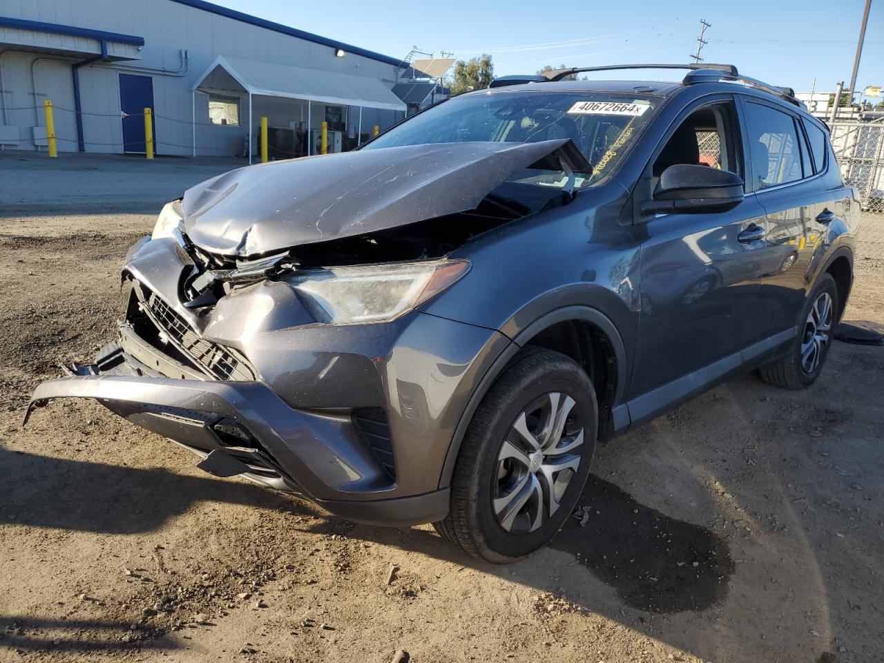 2018 Toyota Rav4 Le vin: 2T3ZFREV7JW415277