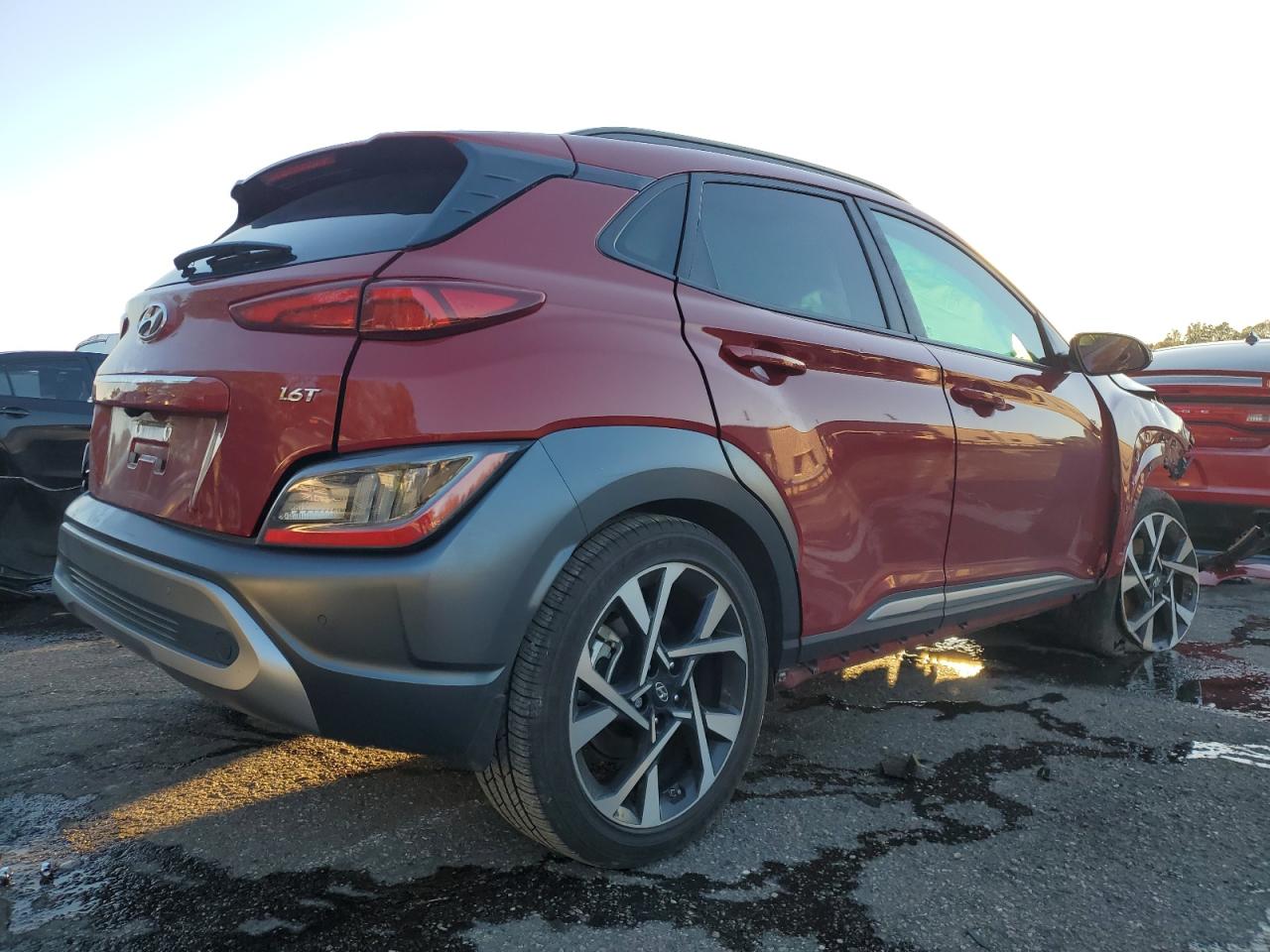 2022 Hyundai Kona Limited vin: KM8K53A37NU922264