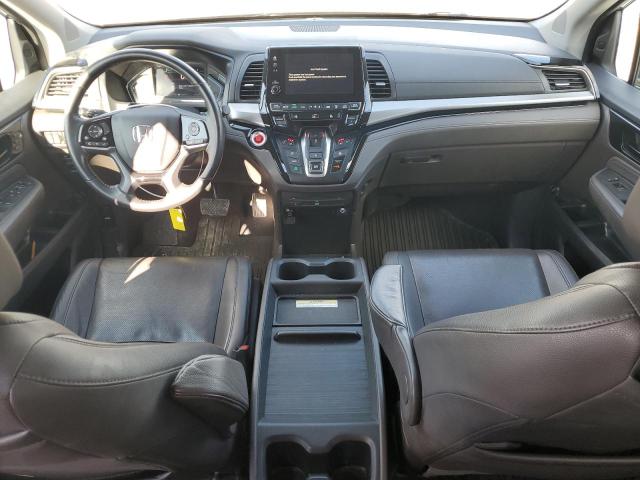 5FNRL6H91JB105265 2018 HONDA ODYSSEY, photo no. 8