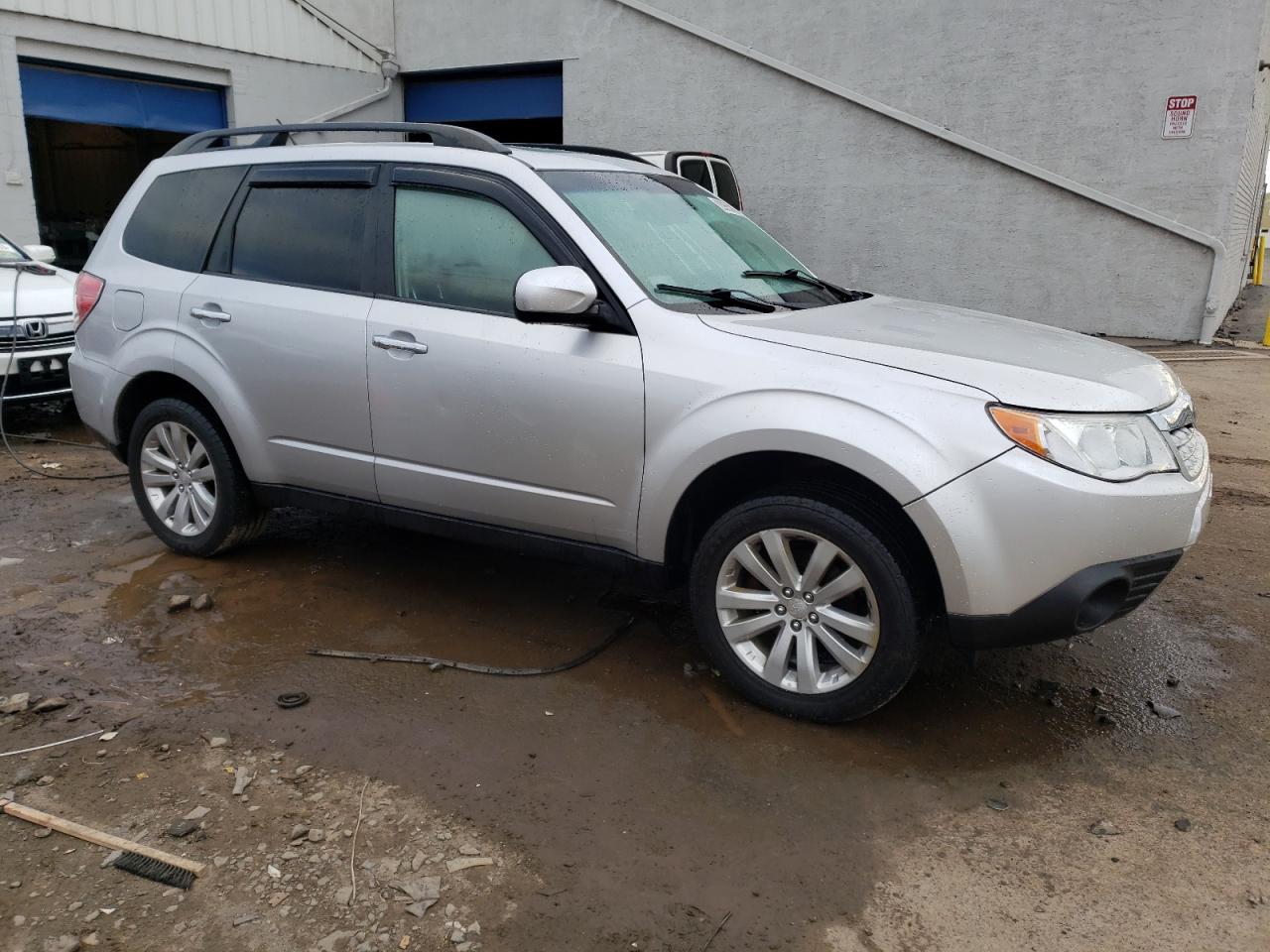 Lot #2340546281 2011 SUBARU FORESTER 2