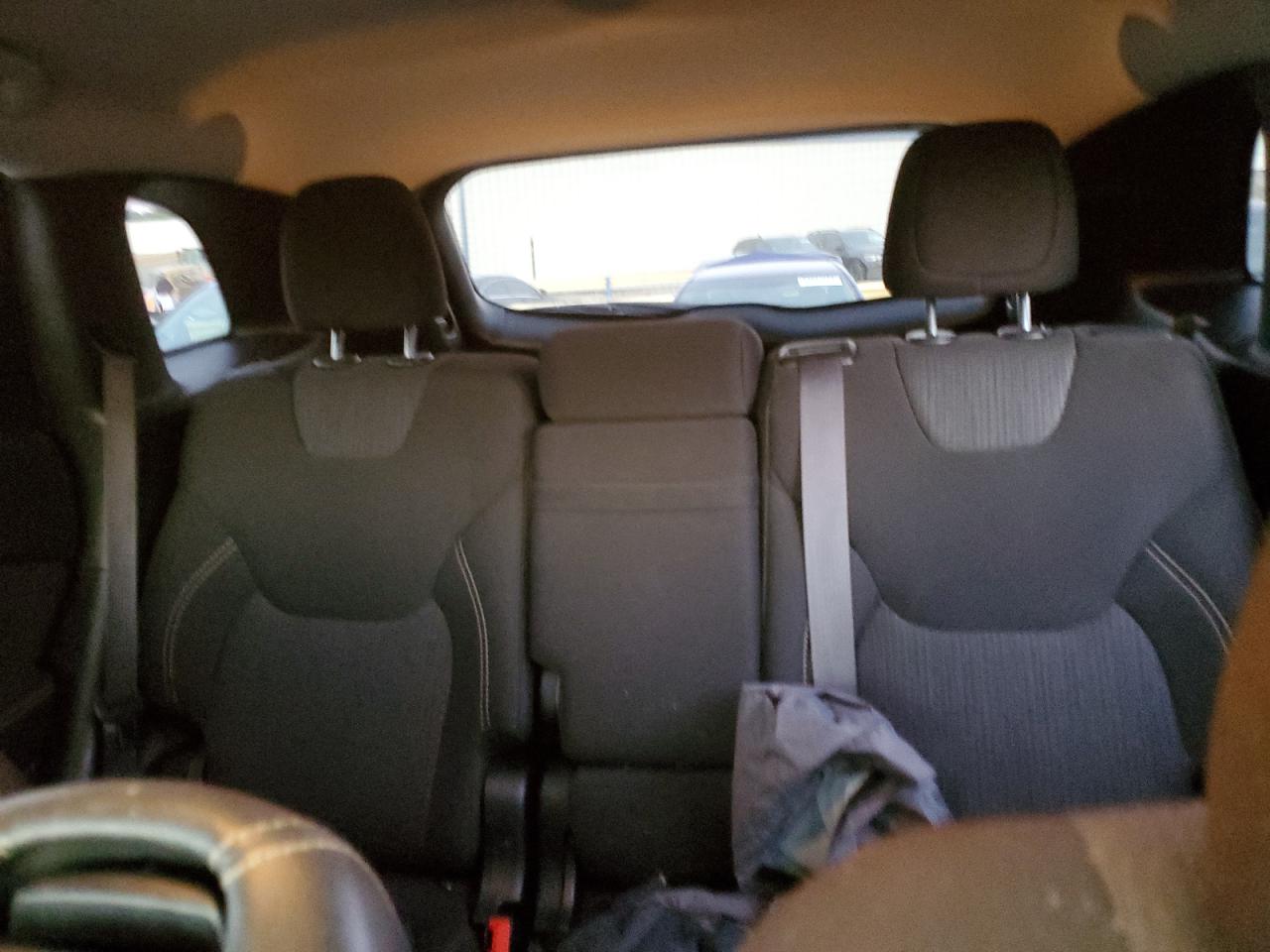 1C4PJLCB0GW149137 2016 Jeep Cherokee Latitude