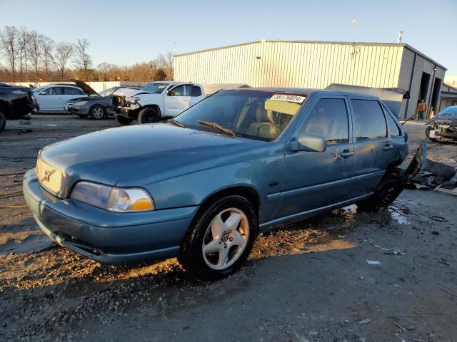 1998 Volvo S70 