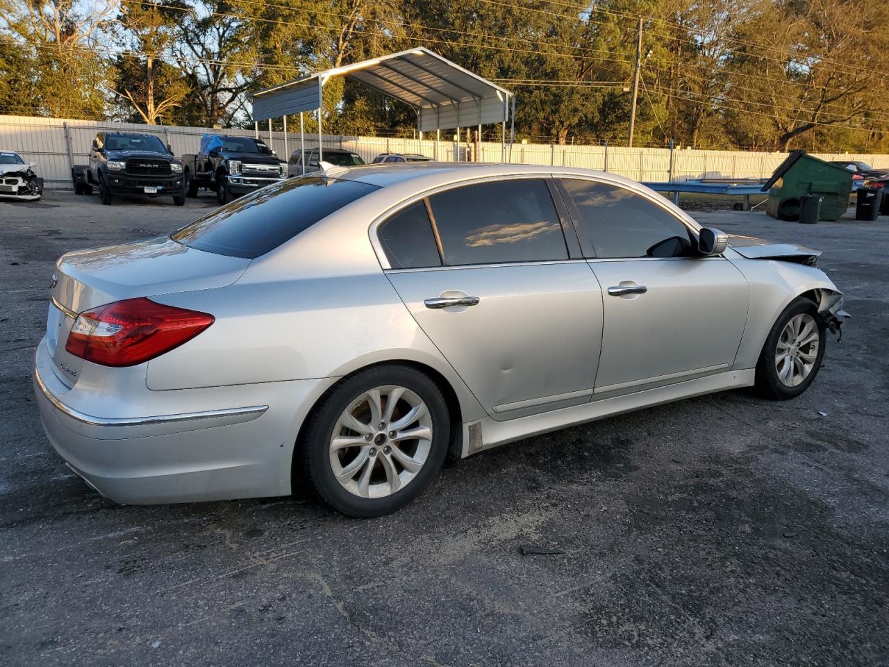 Lot #2503543888 2013 HYUNDAI GENESIS 3.