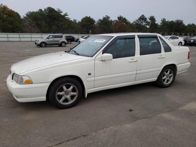 1999 Volvo S70 