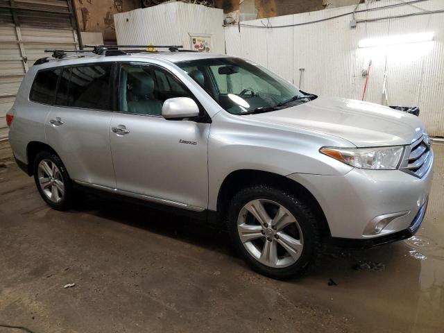 VIN 5TDYK3EH5DS118836 2013 Toyota Highlander, Limited no.4