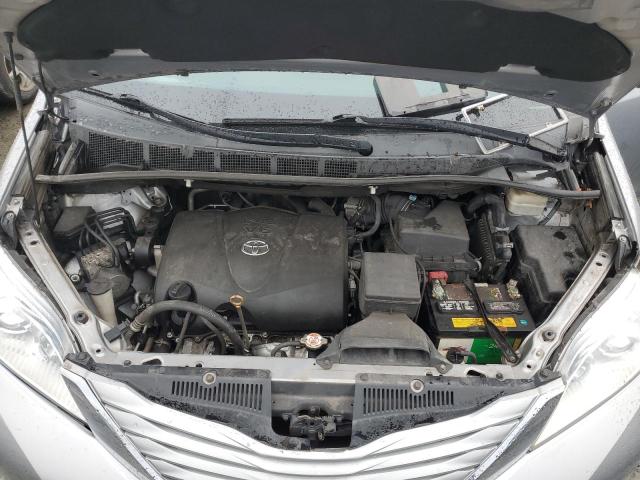 VIN 5TDJZRFH7KS601840 2019 Toyota Highlander, Xle no.12