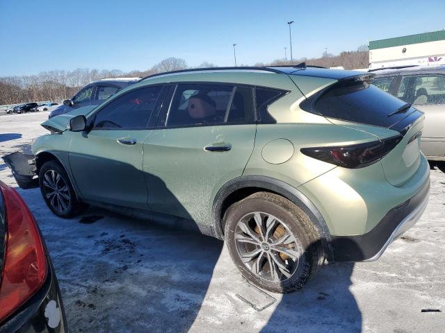 VIN SJKCH5CR0HA035587 2017 Infiniti QX30, Base no.2