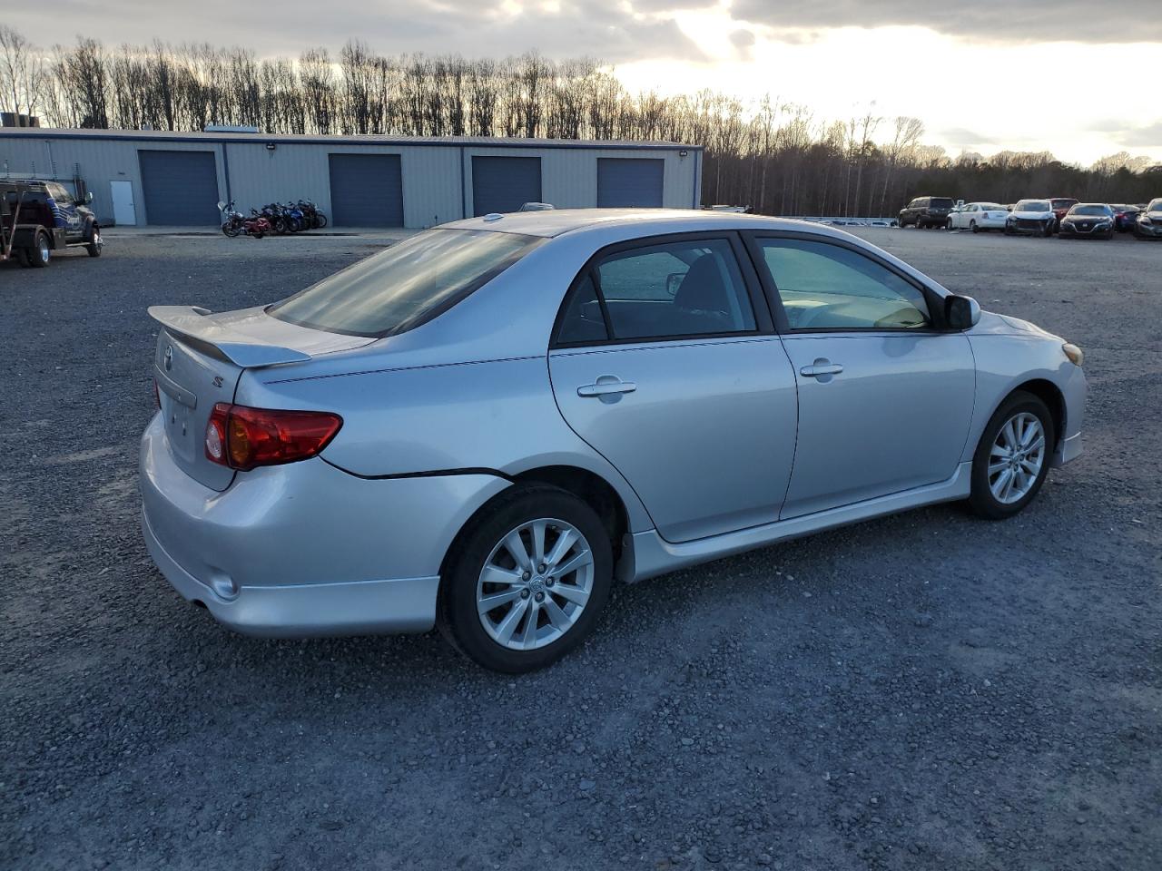 2T1BU4EE0AC435522 2010 Toyota Corolla Base