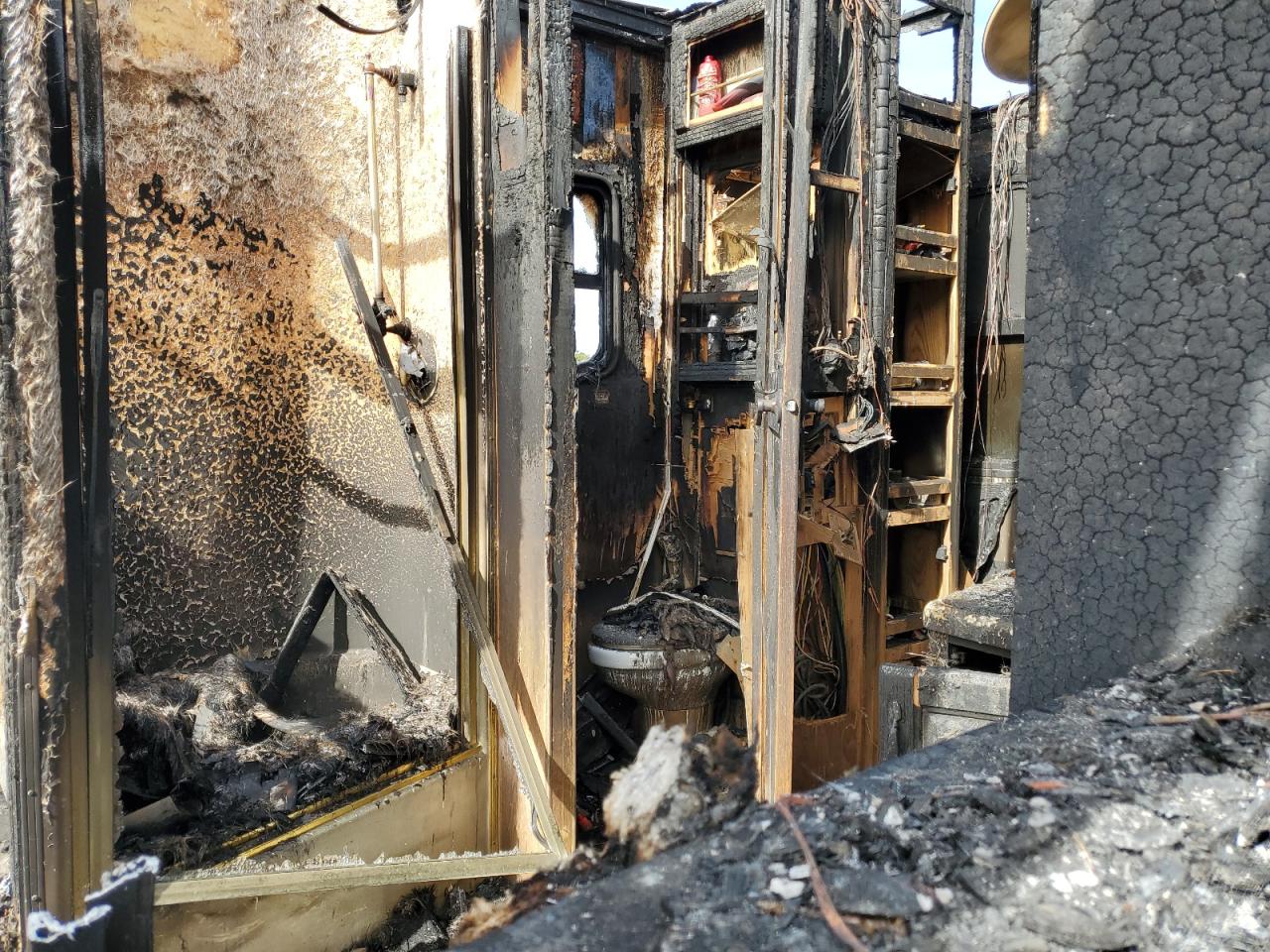 Lot #3044470750 2003 ALF 34'