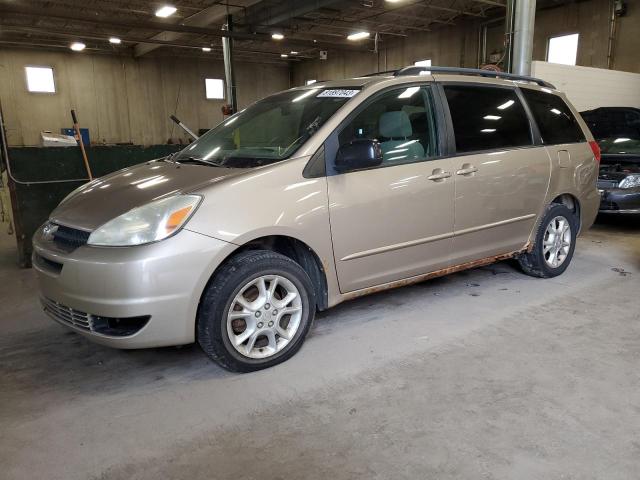 2004 Toyota Sienna LE