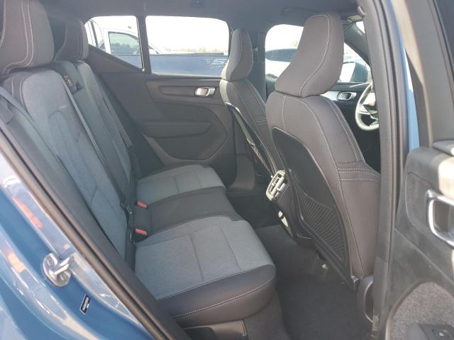 2023 VOLVO XC40 CORE YV4K92HK3P2090790