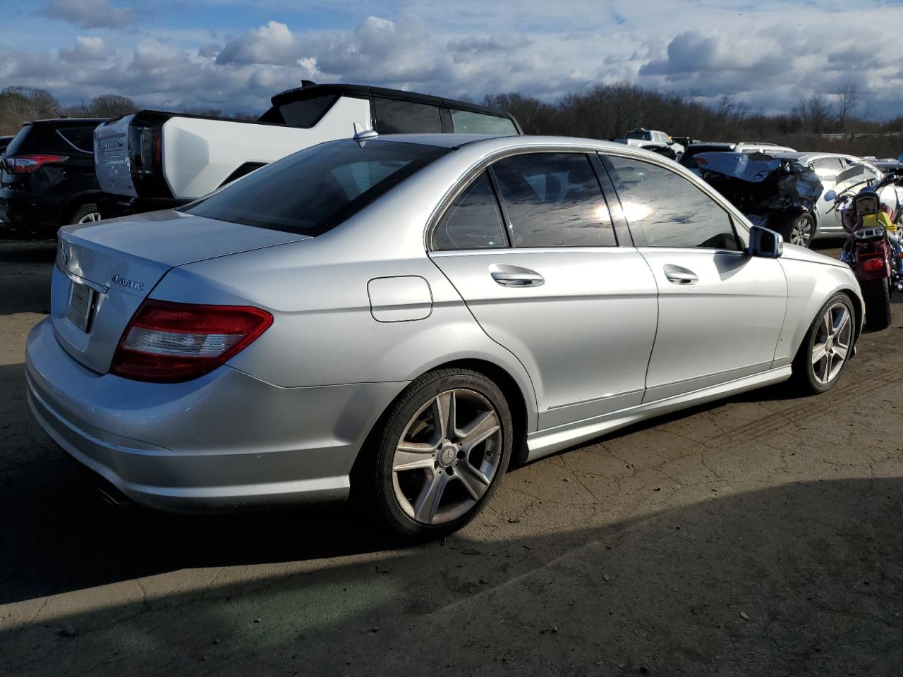 WDDGF8BB3AR117701 2010 Mercedes-Benz C 300 4Matic WDDGF8BB3AR117701 2010 Mercedes-Benz C 300 4Matic