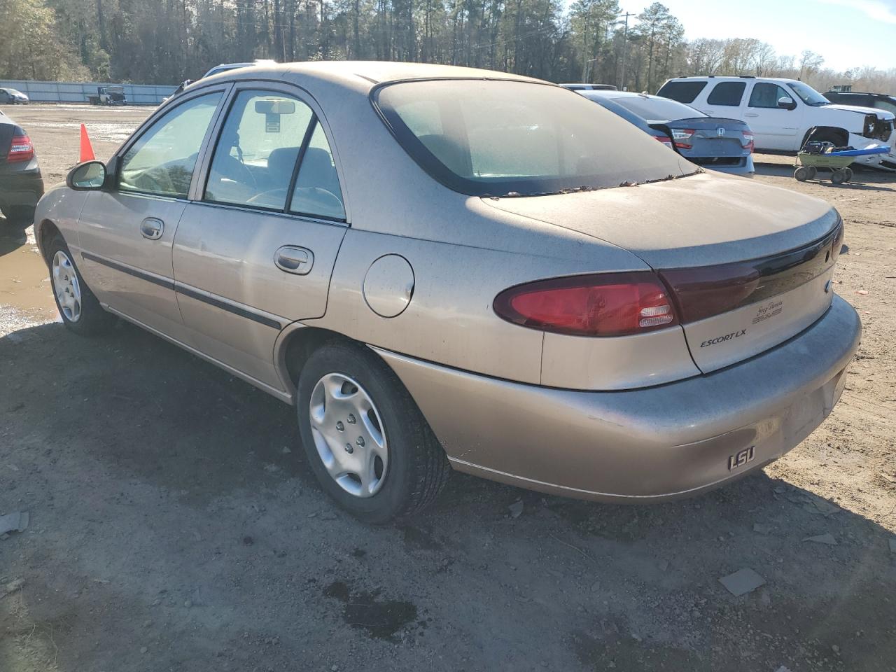 1FAFP10P6XW138146 1999 Ford Escort Lx 1FAFP10P6XW138146 1999 Ford Escort Lx