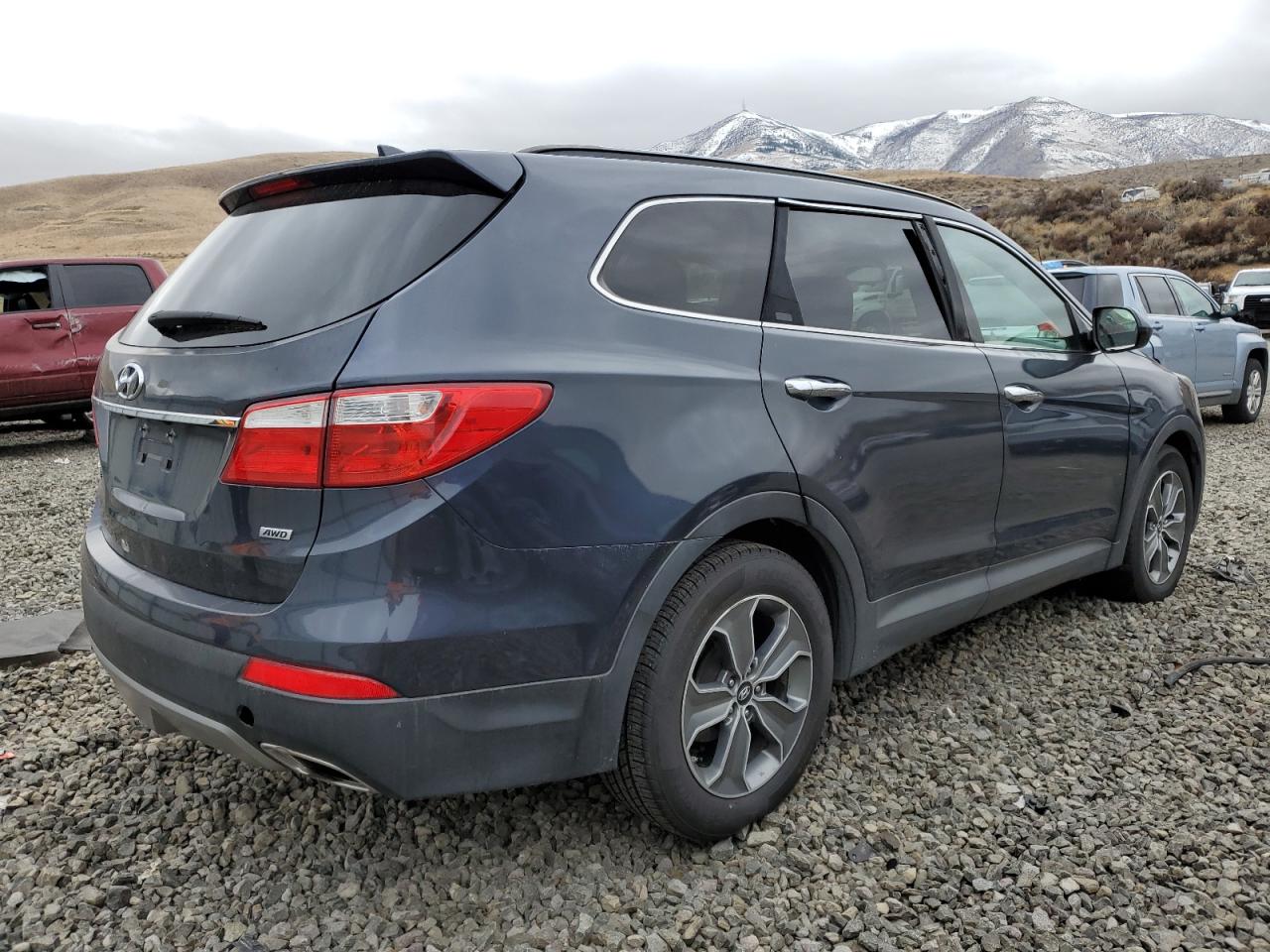 2016 Hyundai Santa Fe Se vin: KM8SMDHF9GU155268