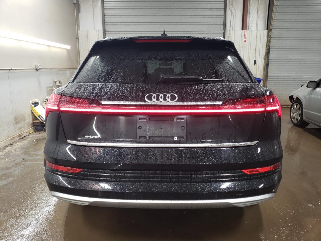 WA1VABGE7KB020540 Audi e-tron 2019. Фото: 5