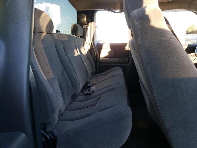 2005 Chevrolet Silverado K2500 Heavy Duty VIN: 1GCHK29U65E124413 Lot: 40823134