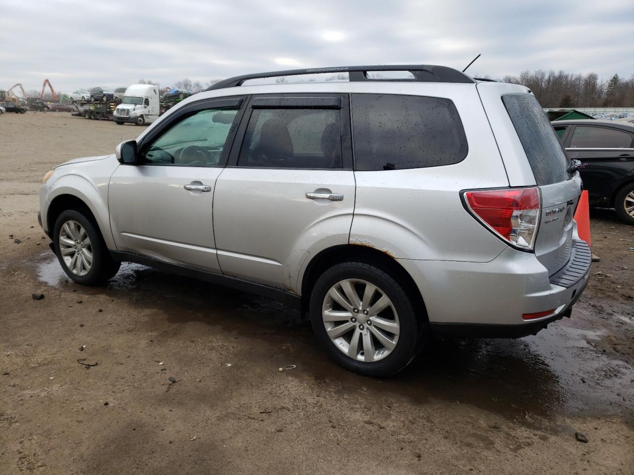 Lot #2340546281 2011 SUBARU FORESTER 2