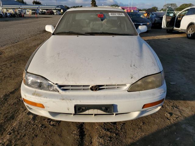 1995 Toyota Camry Le VIN: JT2GK12E8S0081428 Lot: 40021064