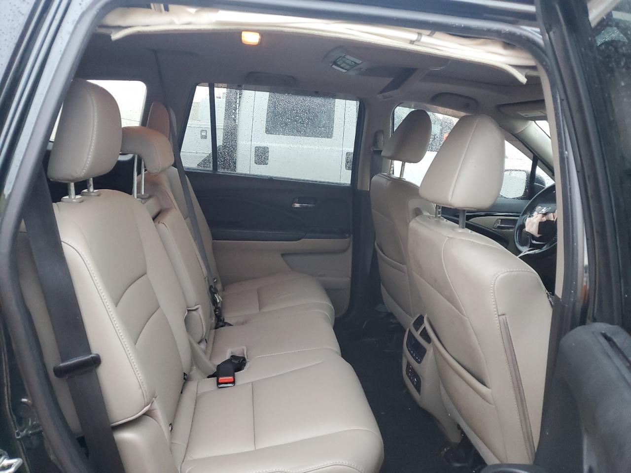 5FNYF5H96HB014354 2017 Honda Pilot Touring