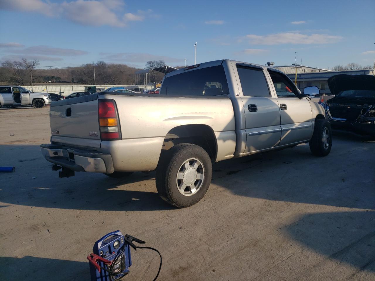 2GTEC13T651115609 2005 GMC New Sierra C1500