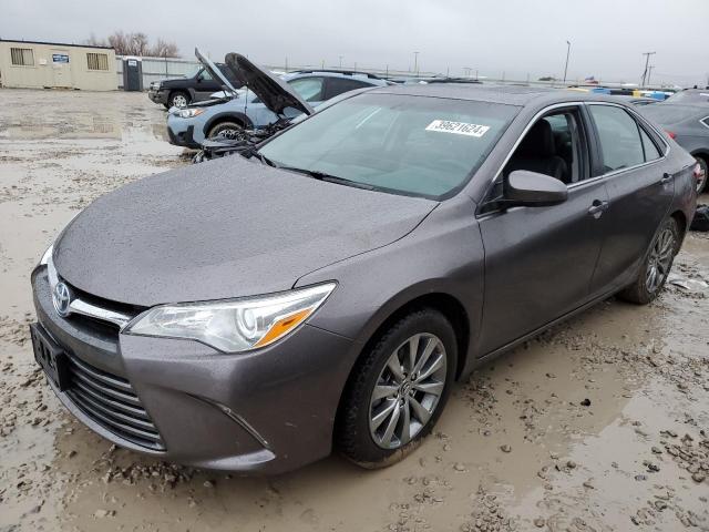 2015 Toyota Camry Hybrid 