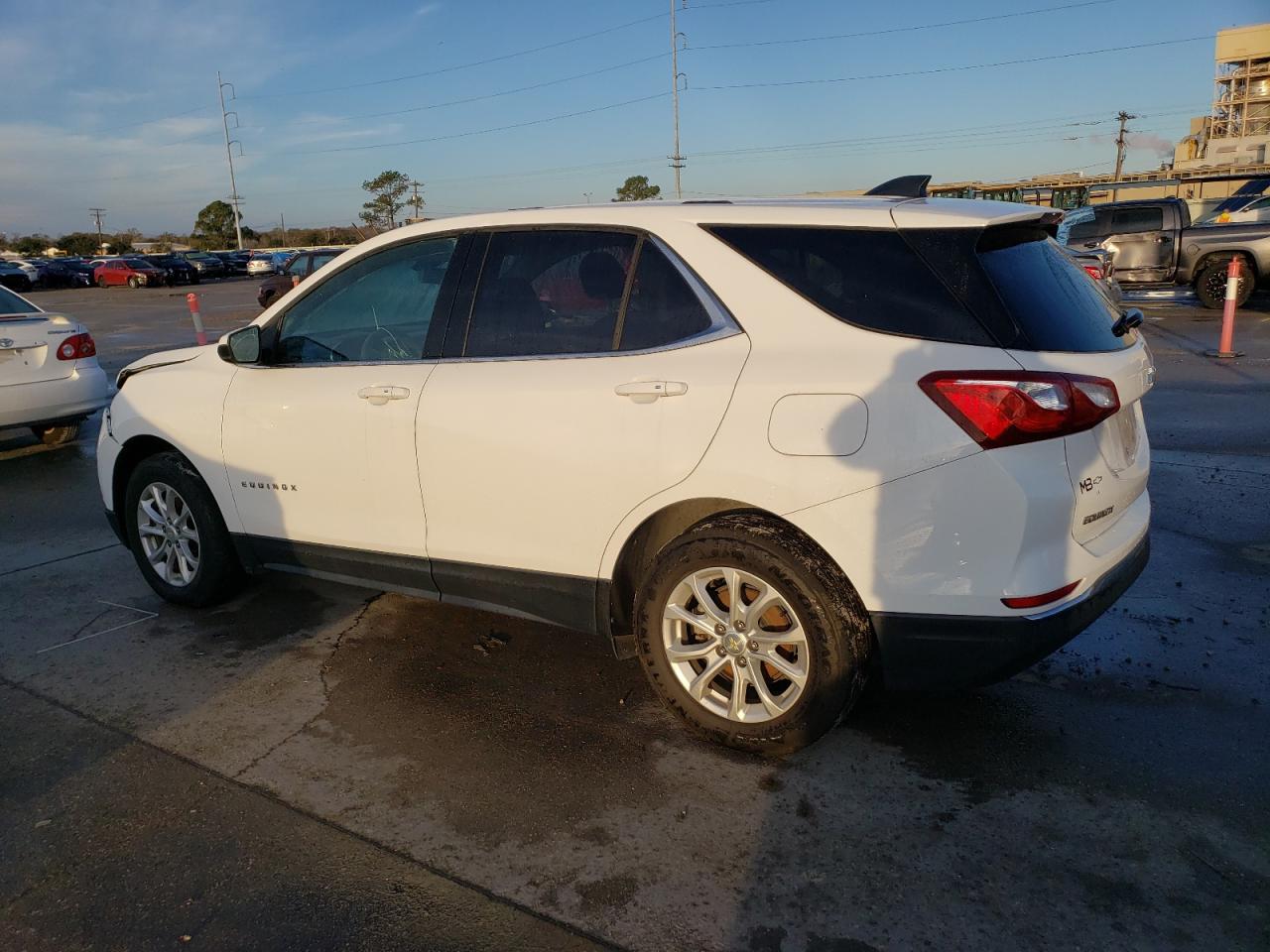 2GNAXUEV6K6210647 2019 Chevrolet Equinox Lt