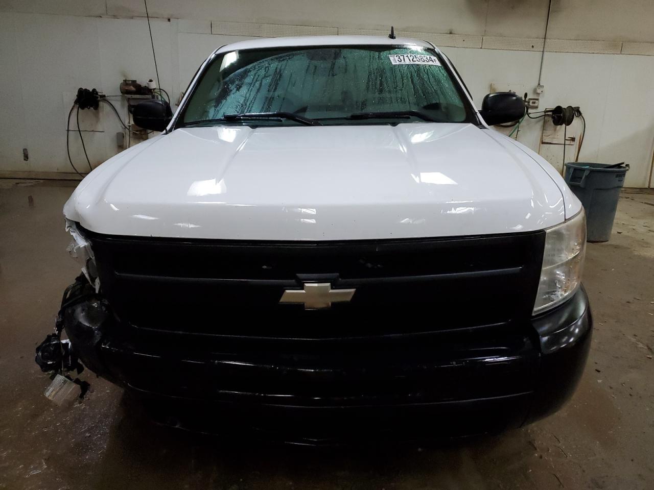 1GCEC14X49Z113808 2009 Chevrolet Silverado C1500