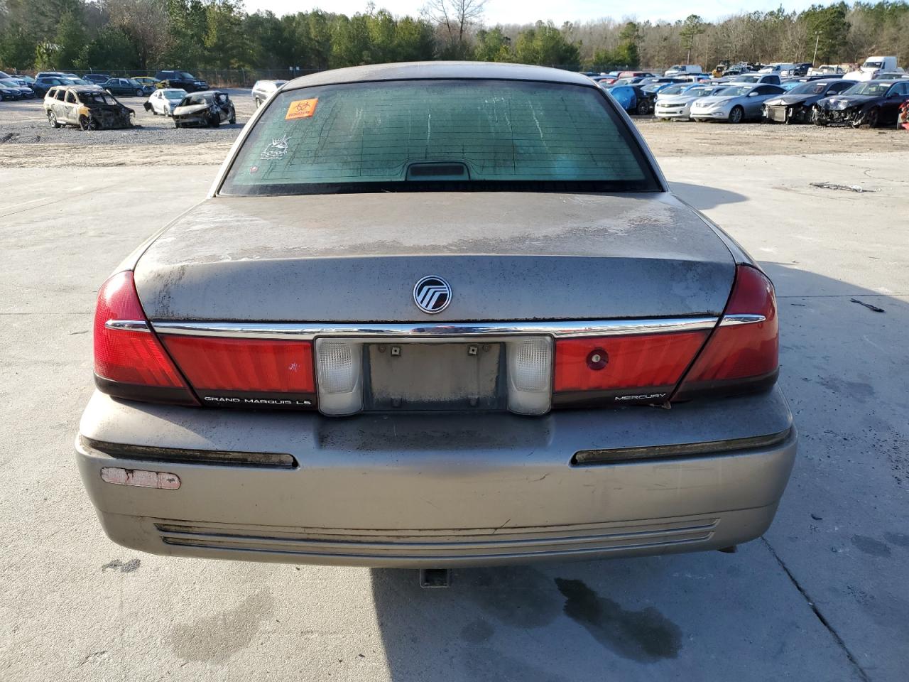 2MEFM75W61X682923 2001 Mercury Grand Marquis Ls