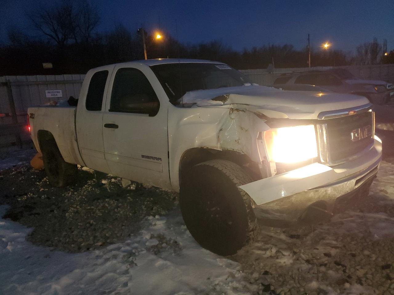 1gtr2ve37bz164166 1GTR2VE37BZ164166 2011 GMC Sierra K1500 Sle