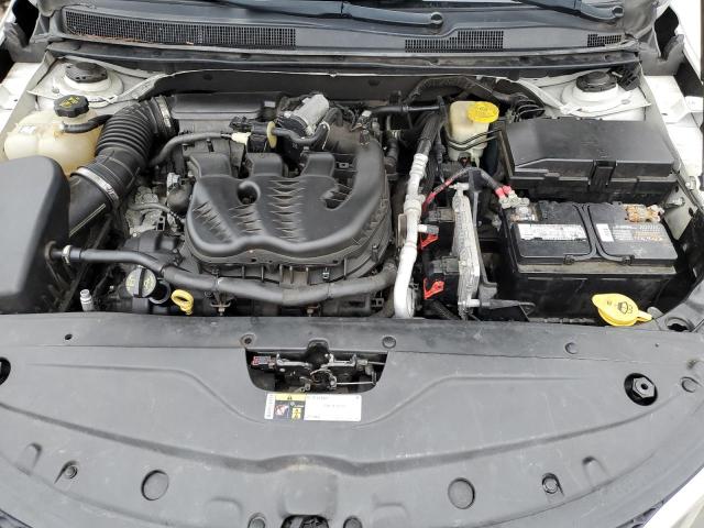 2015 Chrysler 200 - Image 11