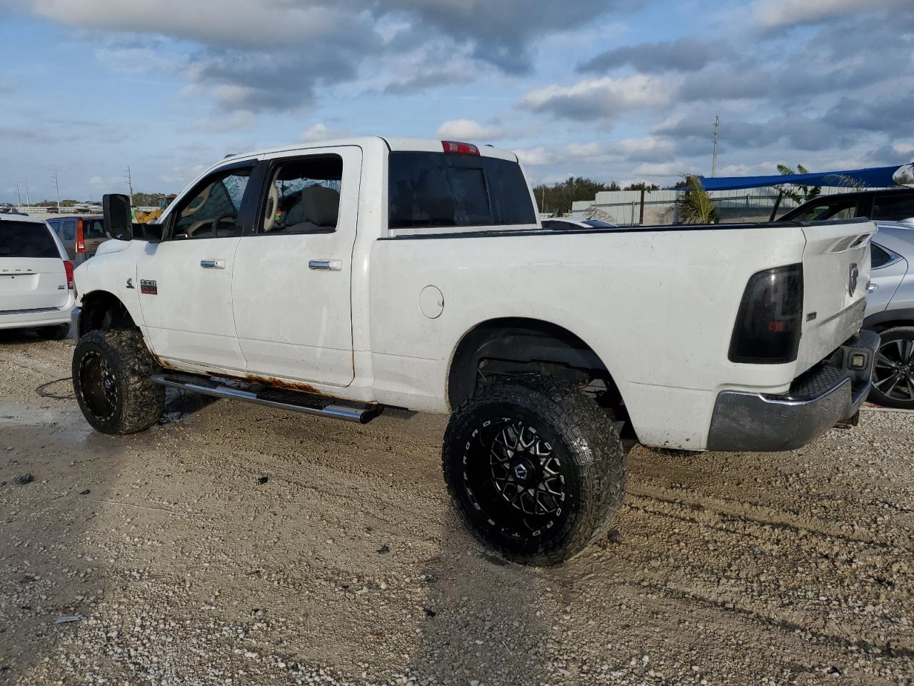 2012 Dodge Ram 2500 Slt vin: 3C6UD5DL9CG219666