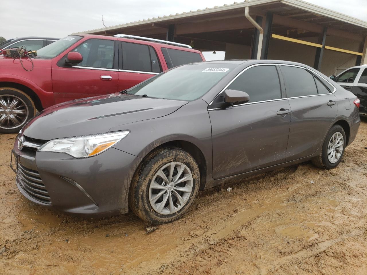 Lot #2339880462 2015 TOYOTA CAMRY LE