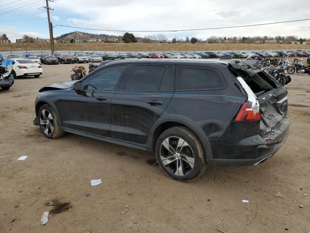 2020 Volvo V60 Cross Country T5 Momentum vin: YV4102WK4L1034642