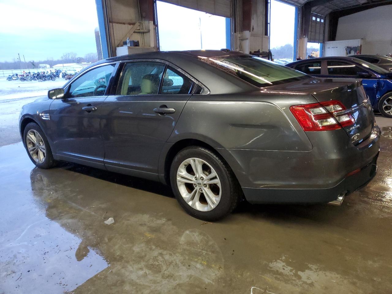 2015 Ford Taurus Se vin: 1FAHP2D88FG183583