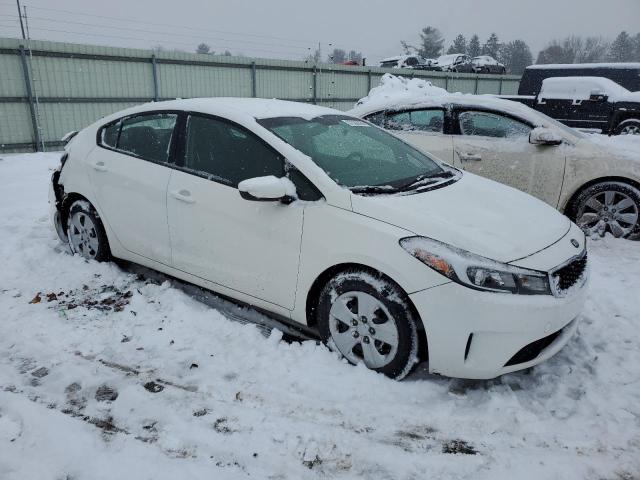 3KPFK4A70JE272564 | 2018 KIA FORTE LX