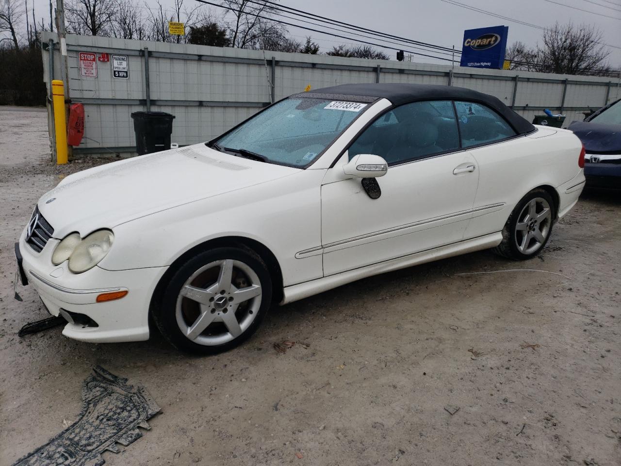 WDBTK75JX5F122739 2005 Mercedes-Benz Clk 500