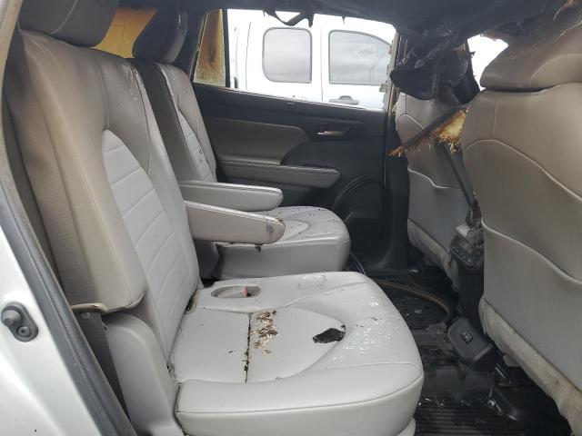 2022 Toyota Highlander Xle VIN: 5TDHZRBH4NS586819 Lot: 37604164