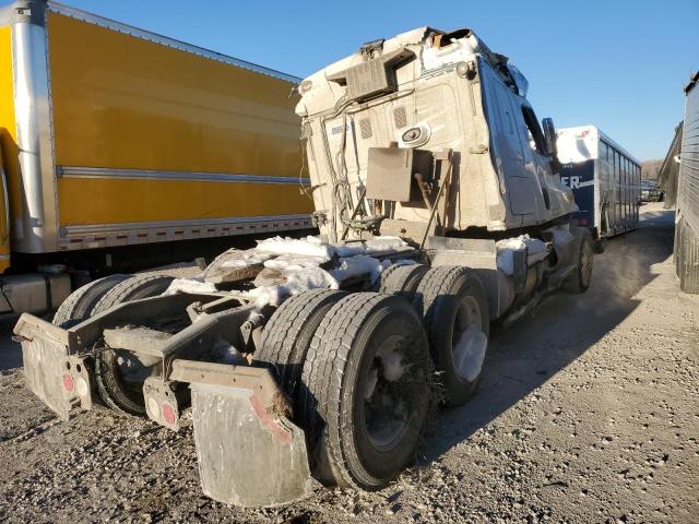 Lot #2407218029 2014 FREIGHTLINER CASCADIA 1 salvage car